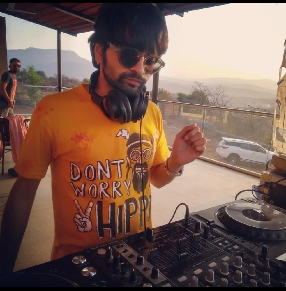 DJing as Mūditā